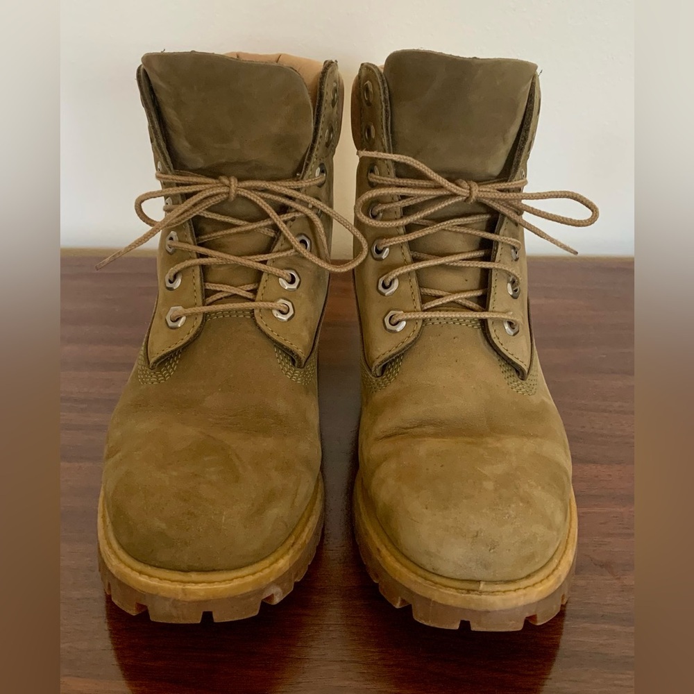 Timberland Men’s 7.5 Olive Green Boots